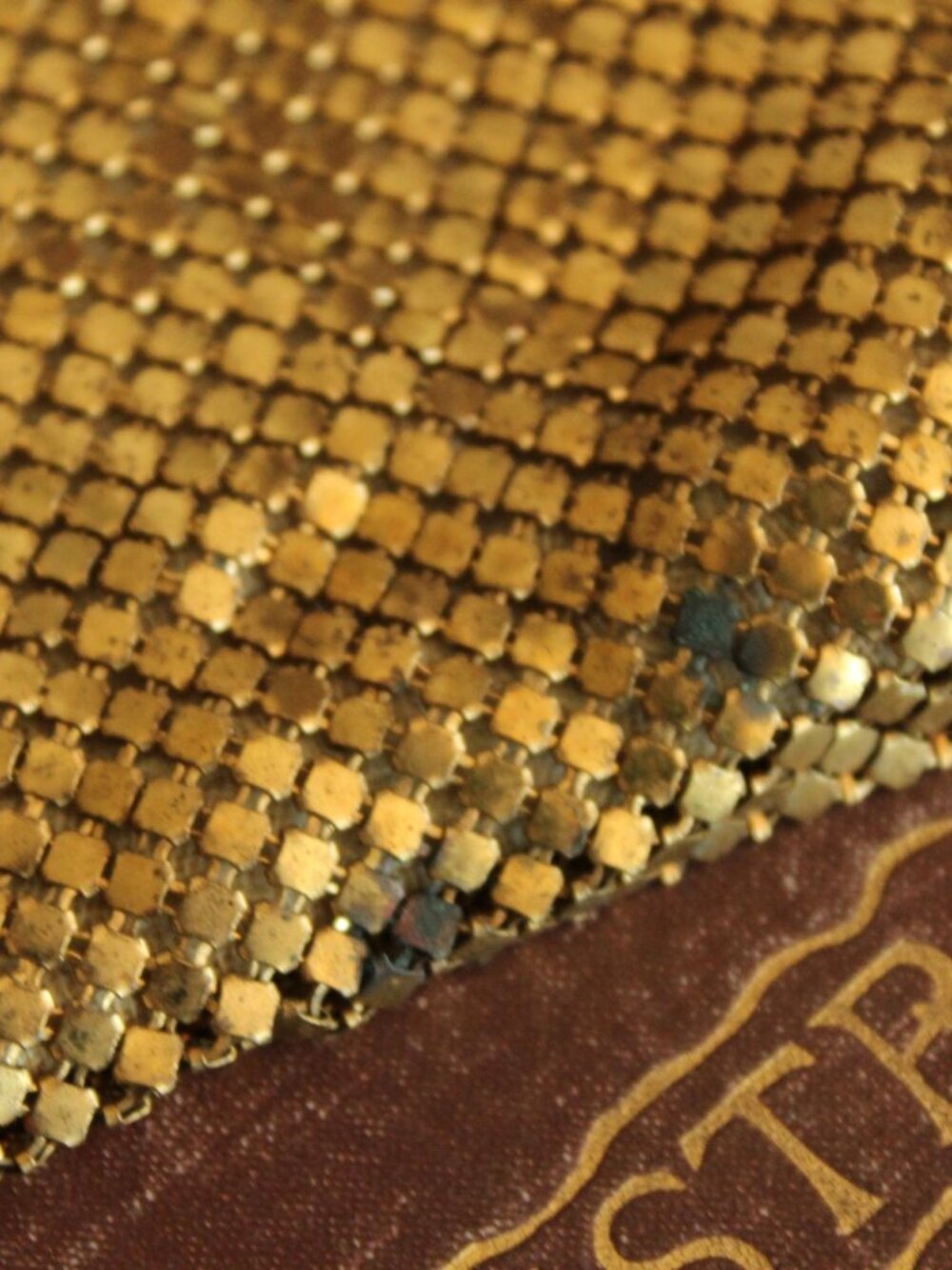 Vintage 1930s 1940s Clutch Purse, Gold Mesh Evening Bag, Art Deco, Possible Whit - Picture 3 of 13